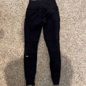 Alo yoga leggings